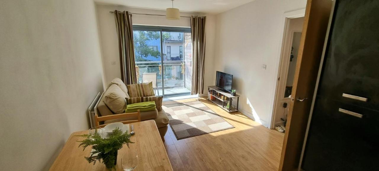 360 Serviced Accommodations - Colchester Marine Quay - 1 Double Bedroom Apartment Ngoại thất bức ảnh