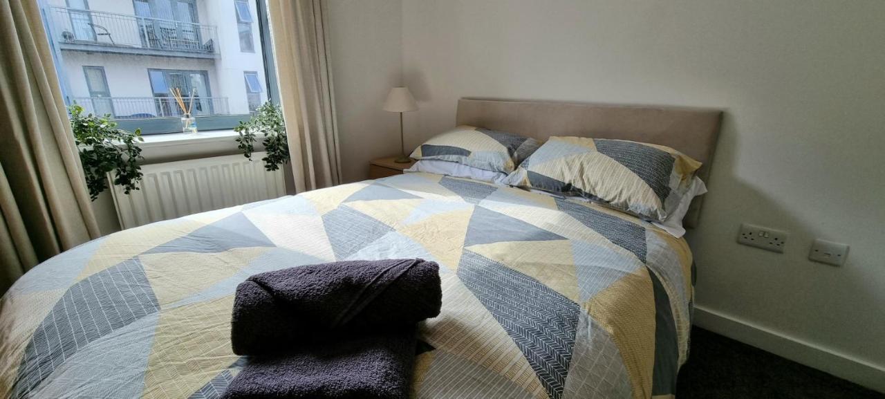 360 Serviced Accommodations - Colchester Marine Quay - 1 Double Bedroom Apartment Ngoại thất bức ảnh